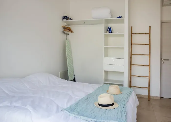 3 Avec Piscine Privative *