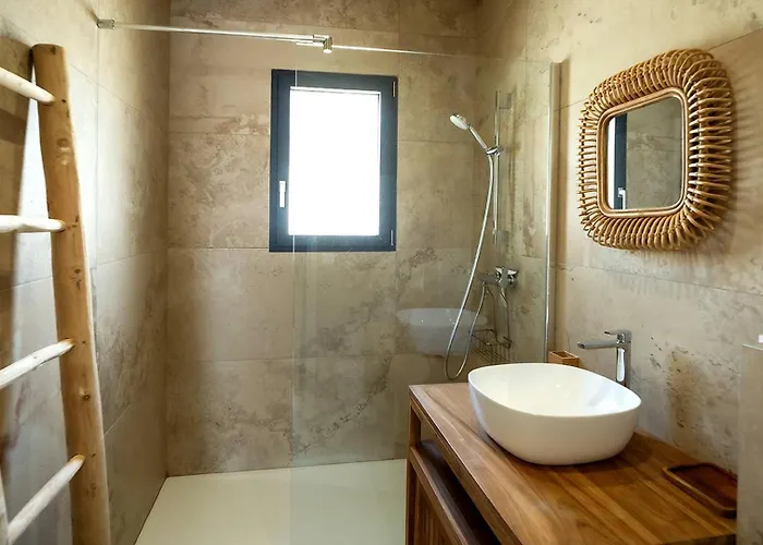 3 Avec Piscine Privative